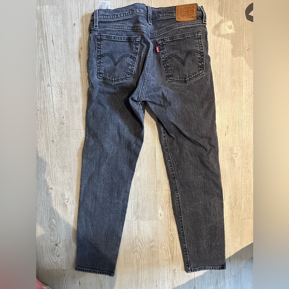 Levi’s Wedgie Straight fit - Picture 7 of 9